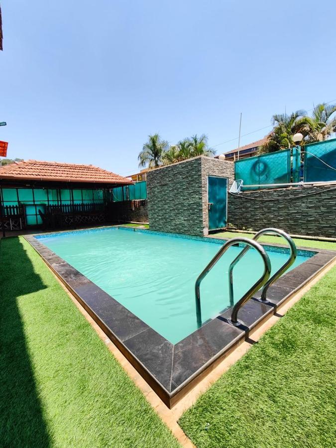 Gold Villa Лонавала Екстериор снимка