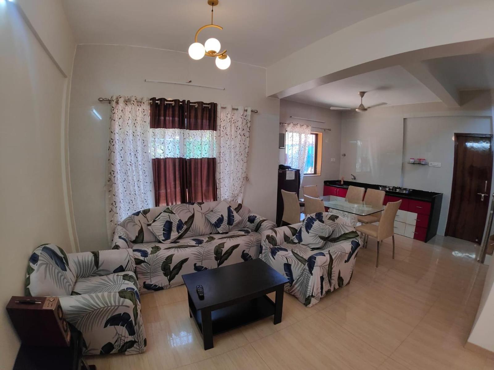 Gold Villa Лонавала Екстериор снимка